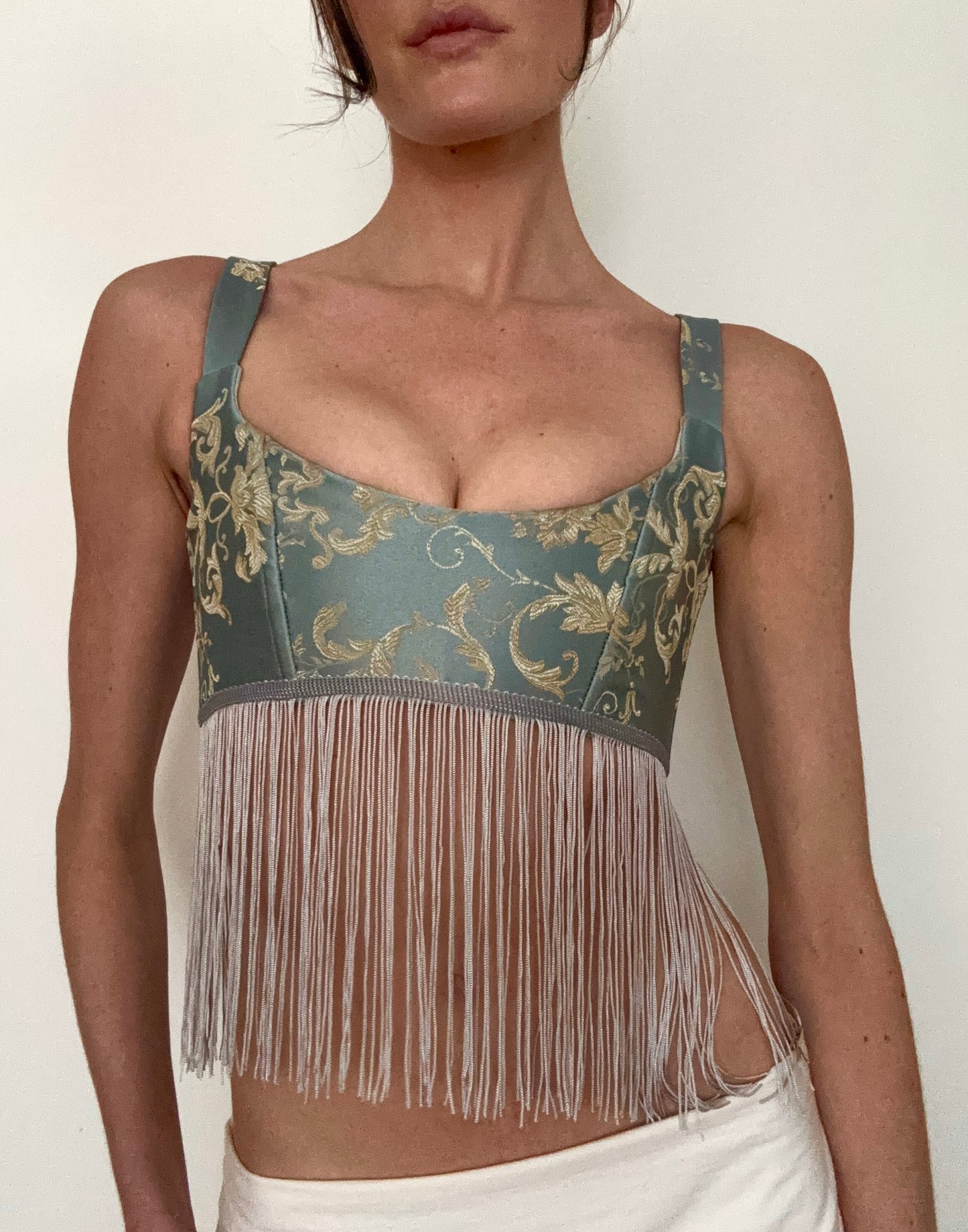 Veil Tini